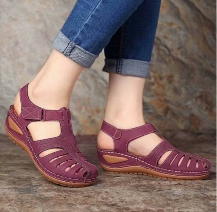Dame komfort-sandaler med moderne remdesign og åndbart overmateriale Stilla