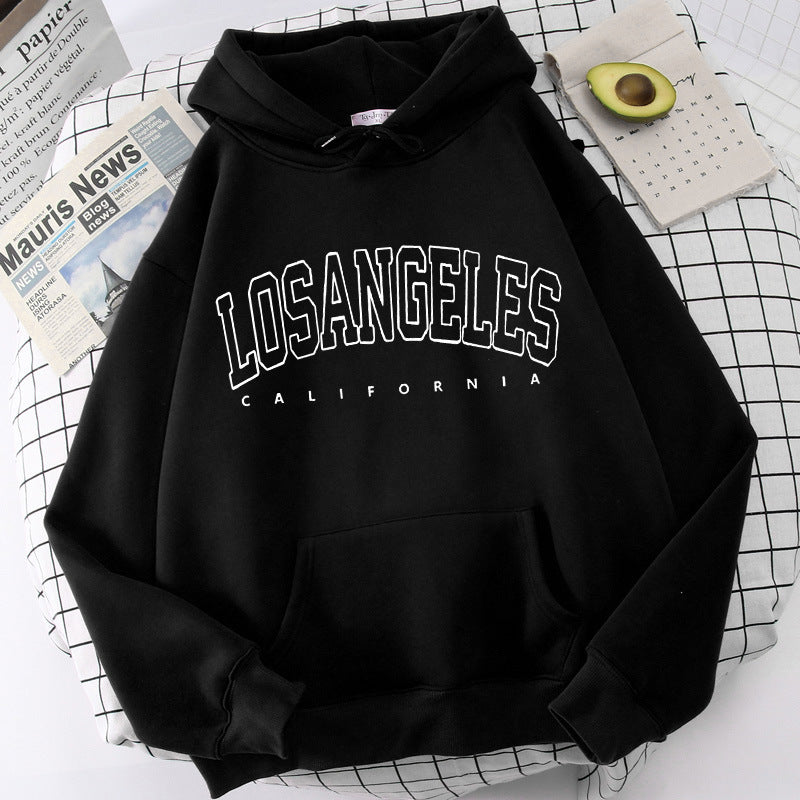 Damehoodie til kvinder med moderne Los Angeles print og løs pasform Skovae
