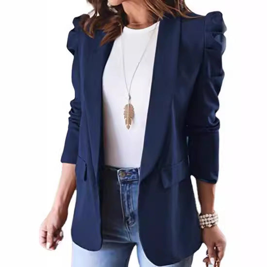 Dame Fashionabel Blazer med flæse detaljer og tætsiddende snit Stilla