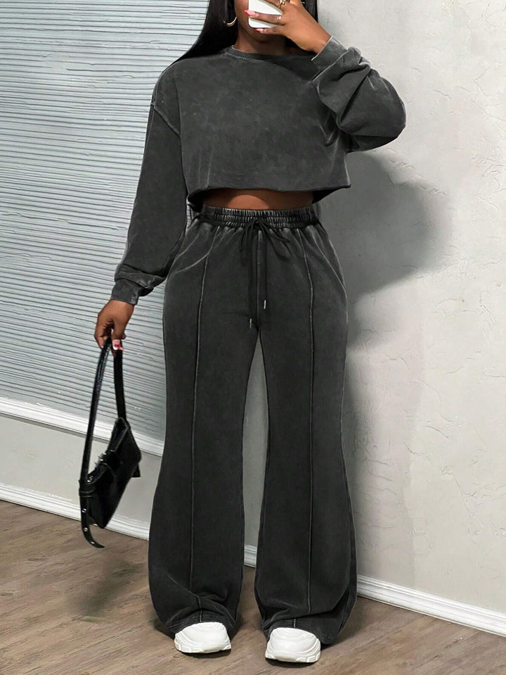Kvindernes cropped loungewear sæt med brede benbukser og høj talje Skovae