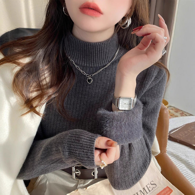 Kvinders sweater med rullekrave og luksuriøs fuzzy kant Stilla