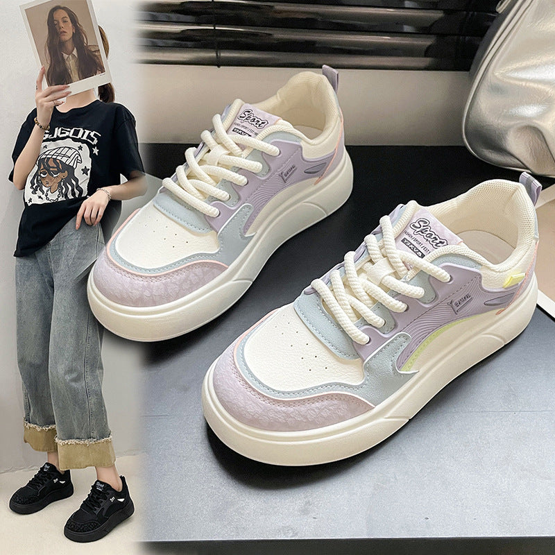 Dame Sneakers i fashionable design med strukturerede overflader og komfortabelt fodseng Stilla
