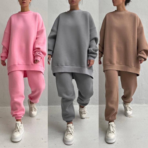 Kvindernes komfortable oversized loungewear sæt med høj krave og elastiske manchetter