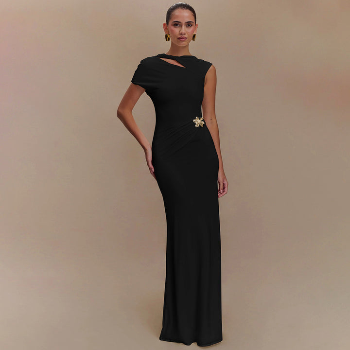 Dame elegant aftenkjole med asymmetrisk udskæring Stilla