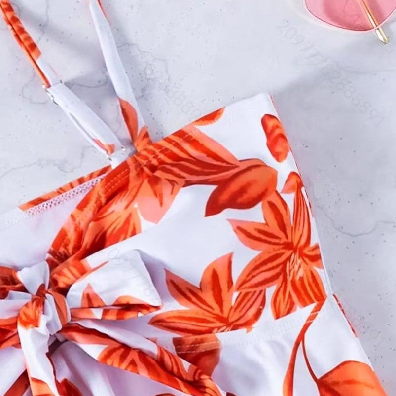 Dame badedragt med blomsterdesign Stilla