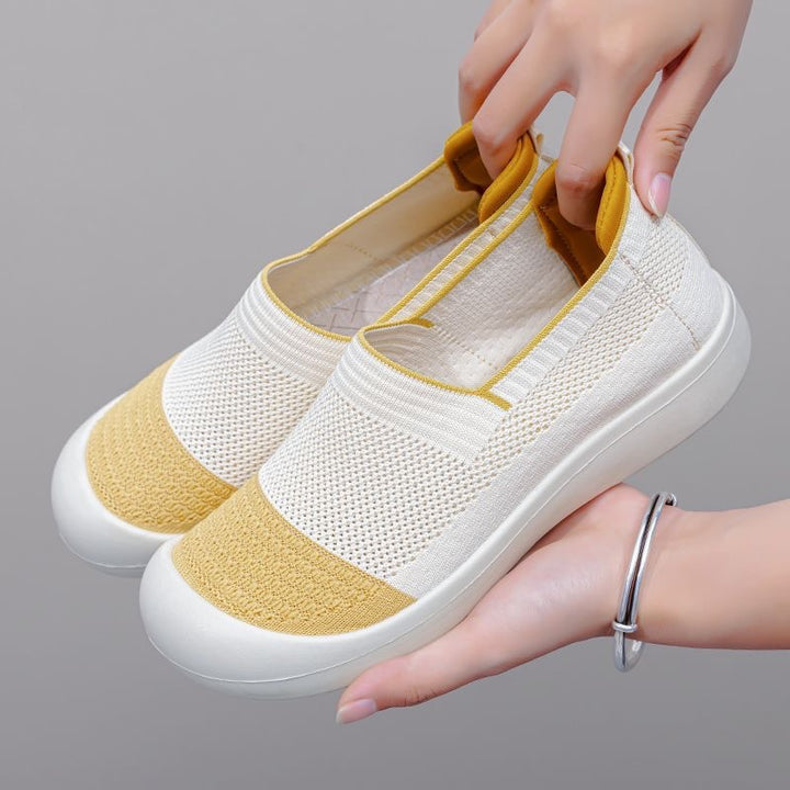 Dame Slip-On Sneakers med elastisk overdel og skridsikker sål Stilla