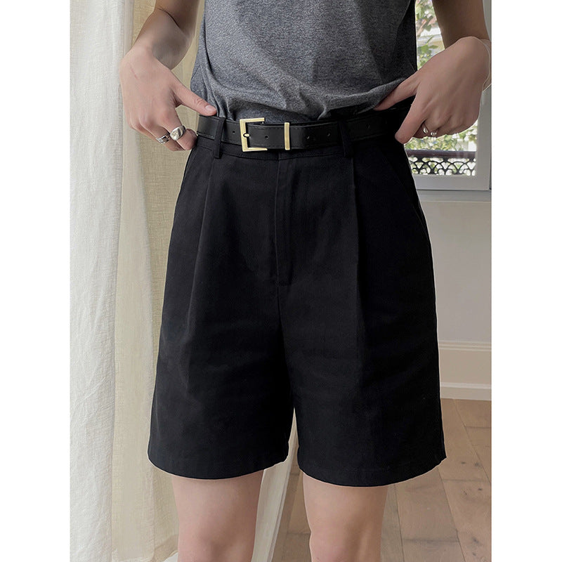 Dame elegante High-Waist shorts med tætsiddende snit og praktiske lommer Stilla