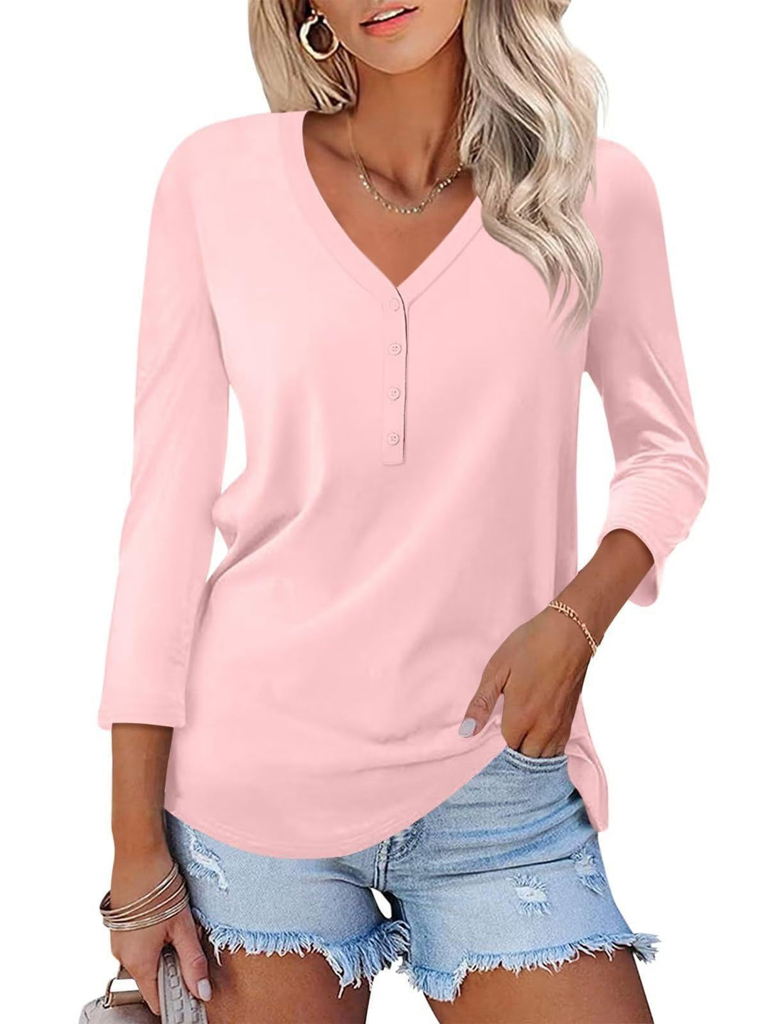 Dame T-shirt med V-hals og praktisk knapliste Stiila