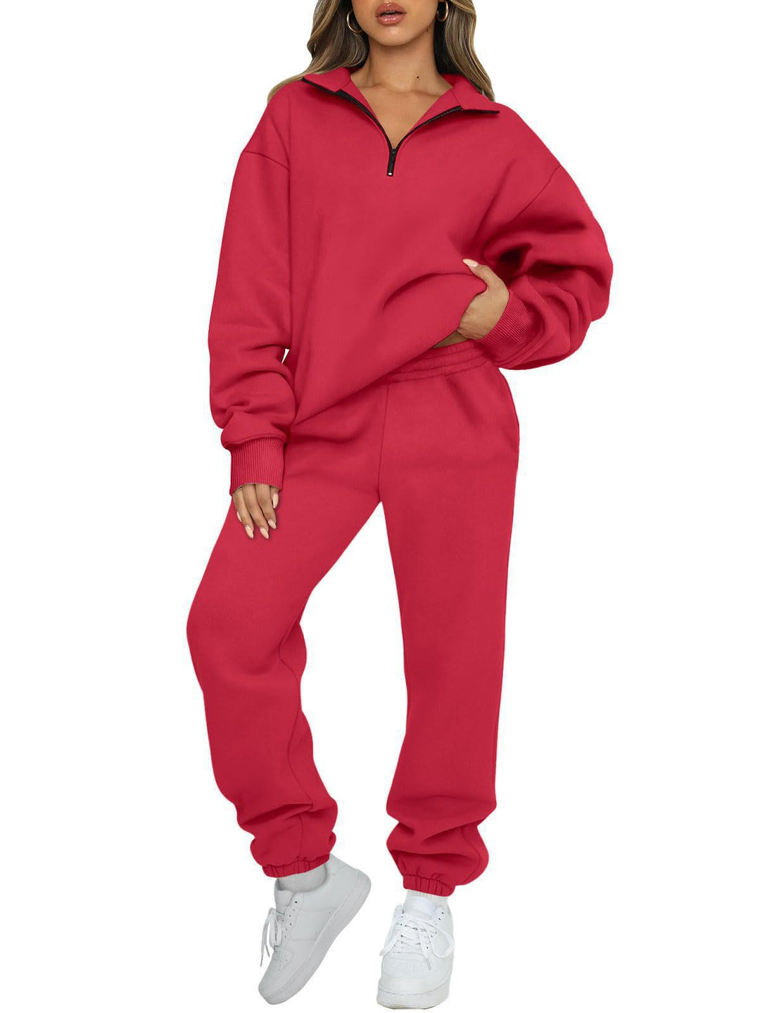 Kvindernes komfortable sæt med sweatpants med moderne ståkrave og kengurulomme Skovae