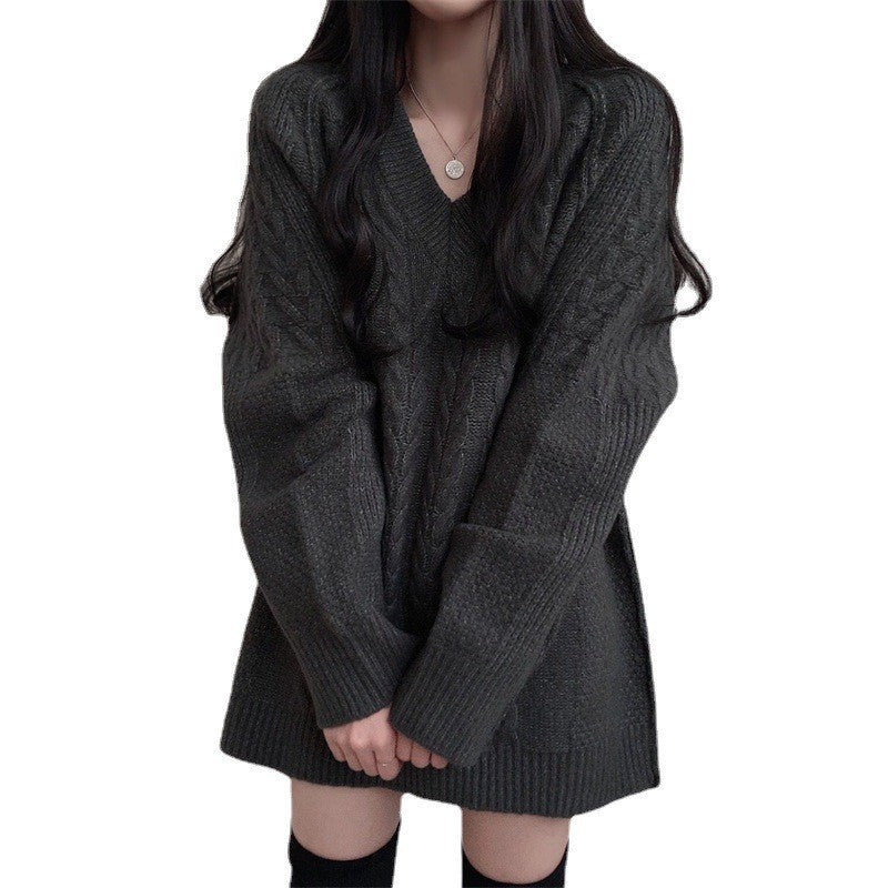 Kvindernes oversized strikket sweater med kabelmønster og V-hals Stilla