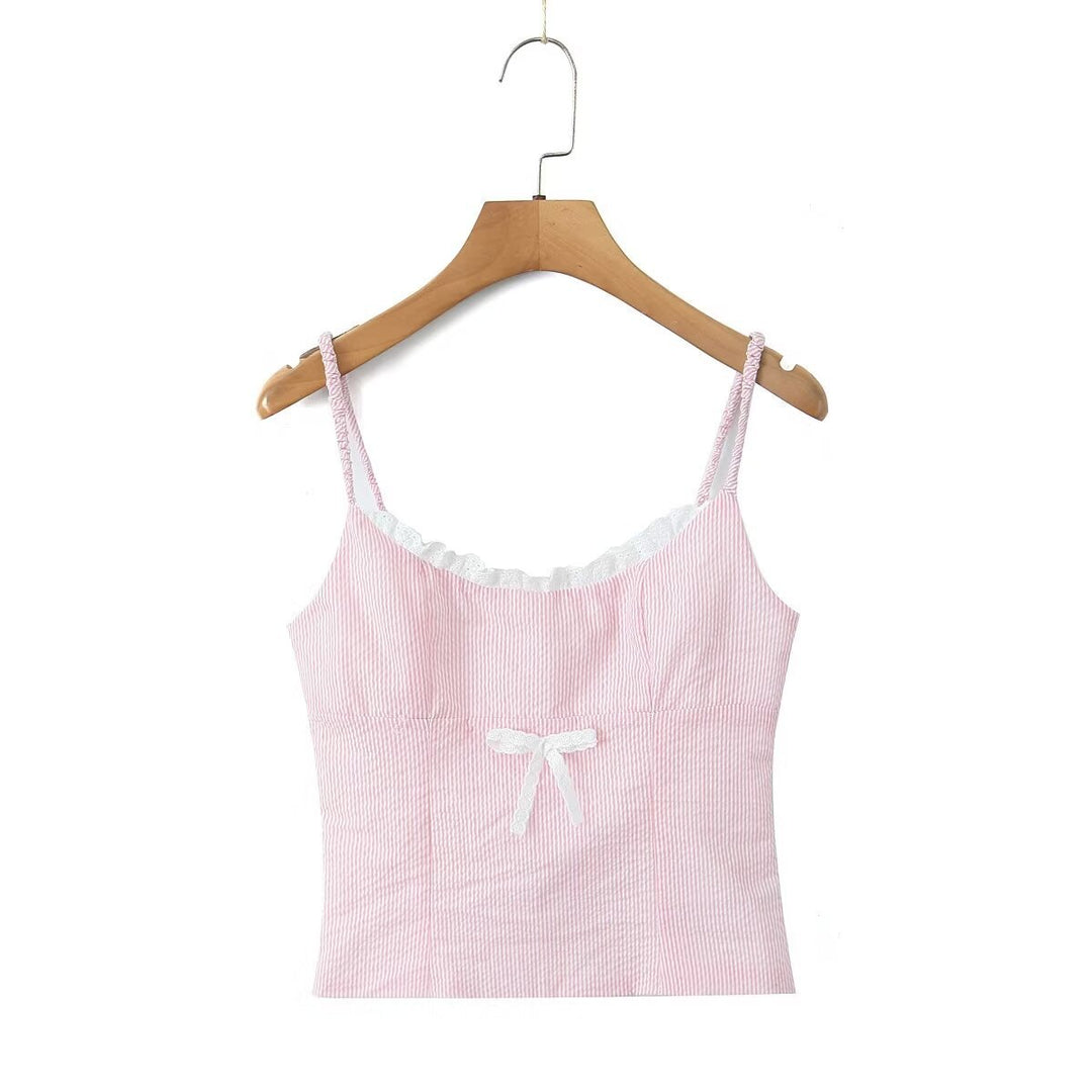 Dame bomuldsblanding crop-top med dekorerede stropper og sart spids kant Stilla