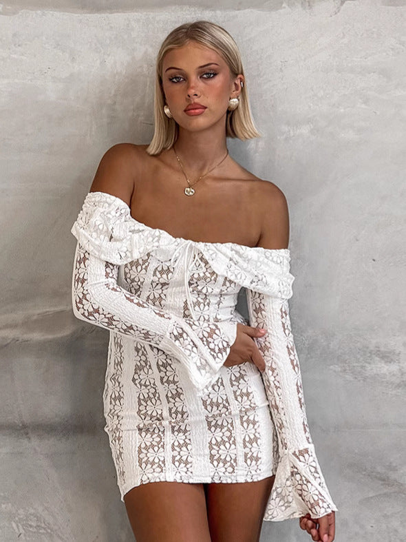 Dame Off-Shoulder Kjole med gennembrudt blonde og afslappede ærmer Stilla