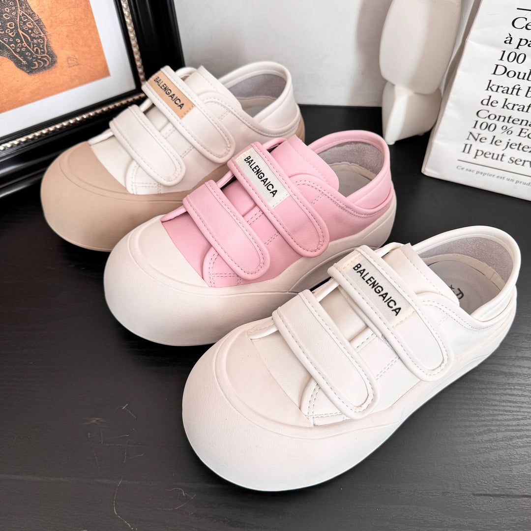 Dame Sneakers i stilfuldt design med velcro og komfortabel sål Stilla