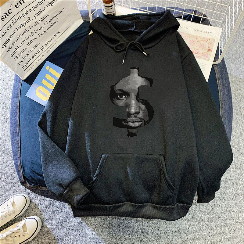 Kvindernes hoodie med markant grafisk print Skovae