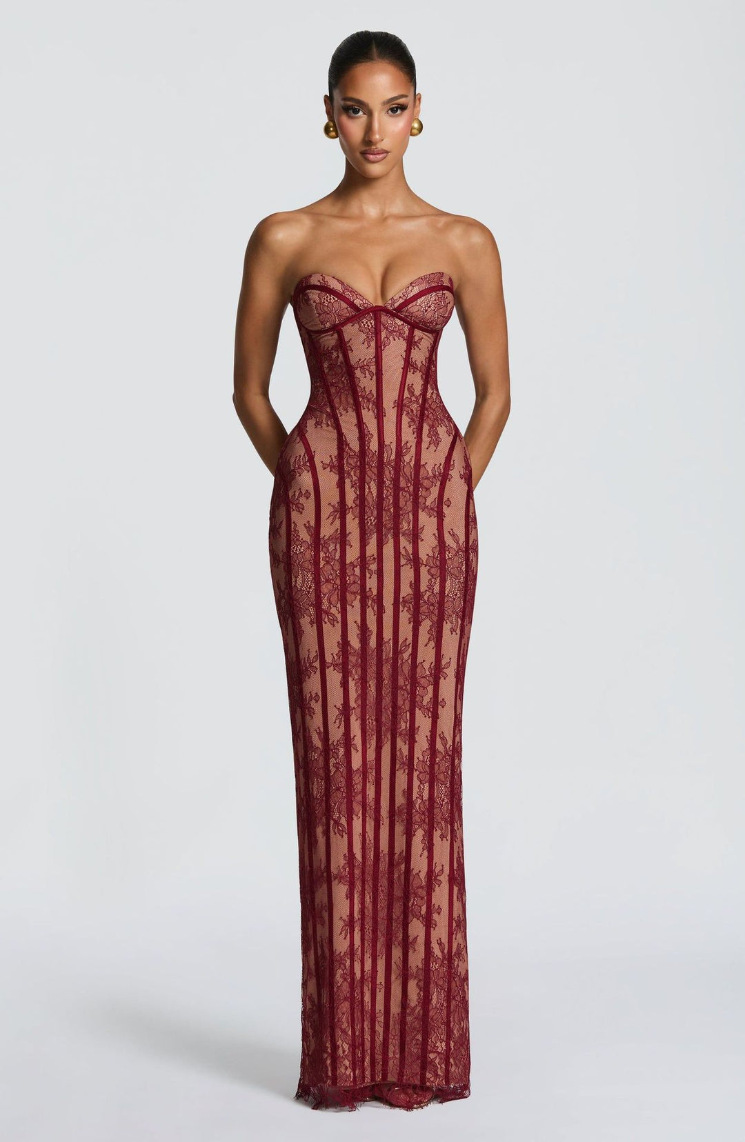 Dame fitted blondekjole med bustier-top og elegante detaljer