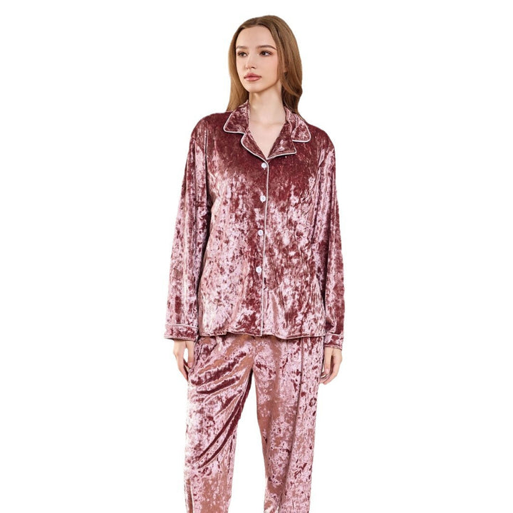 Dame luksuriøs satin pyjamas med elegante detaljer Stilla