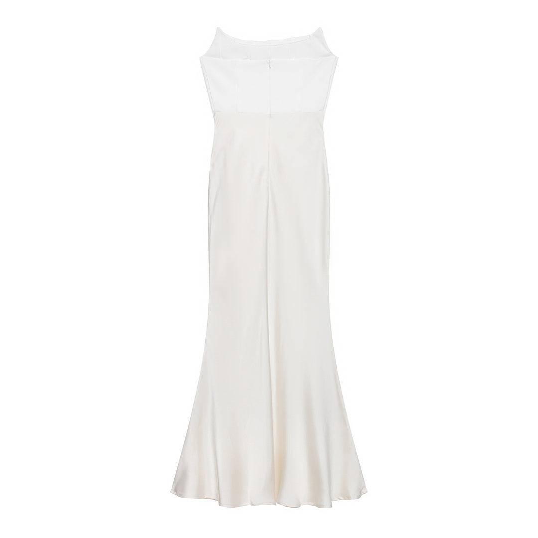 Dame lang satin aftenkjole med elegant drapering Skovae