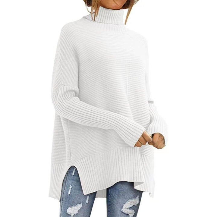 Dame Stor Turtleneck Skipjorte med Fin Ribbet Struktur og Asymmetrisk Snit Stilla