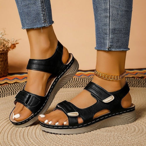 Dame Komfortable Velcro-sandaler med polstret fodseng og anatomisk design Stilla