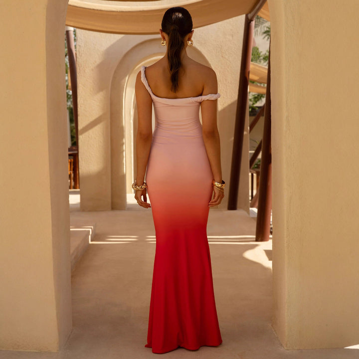 Kvinder Elegant Maxi Kjole med Off-Shoulder Design og Rynkning Stilla