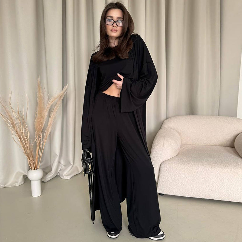 Dame Lounge-sæt med let oversized bluse og bredt bukseben Stilla