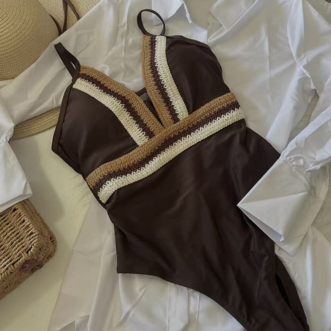 Dame Elegant Éntpiece badedragt med raffinerede farvedetaljer Skovae
