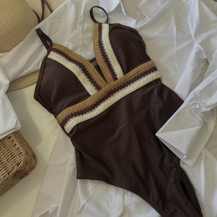 Dame Elegant Éntpiece badedragt med raffinerede farvedetaljer Skovae