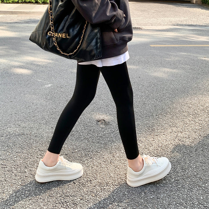 Dame Sneakers med struktureret plateau og blødt overmateriale Stilla
