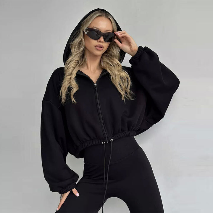 Kvindernes stilfulde hoodie med lynlås og snøre Skovae