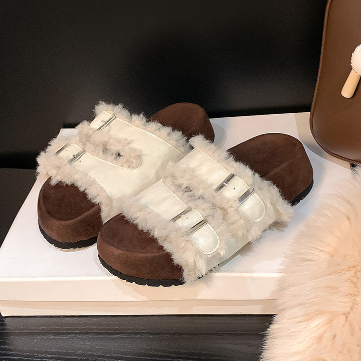 Dame fluffy badesandaler med dobbeltrem og komfortabel sål Stilla