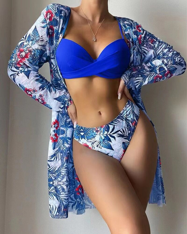Dame bikini-sæt med blomstercover-up skovae