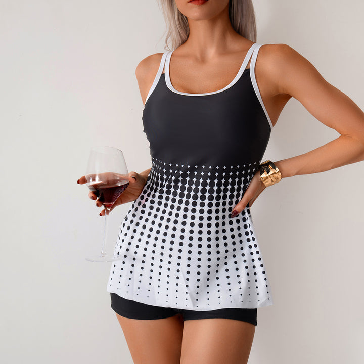 Dame Tankini med moderne prikdesign og figurspillende overdel Stilla