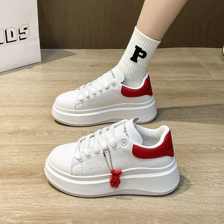 Dame Platform Sneakers med dekorativ bjørn vedhæng og komfortabel fodseng Stilla