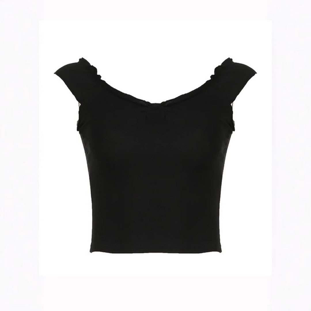 Dame elegant top med flæse detaljer og off-shoulder design Skovae