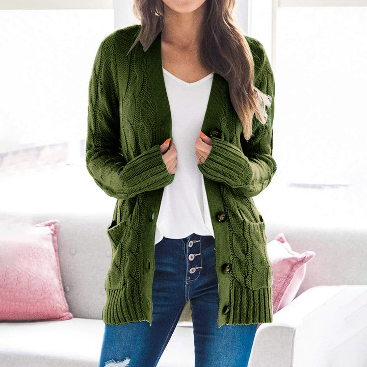 Kvindernes chunky strikkede cardigan med store knapper og praktiske lommer Stilla