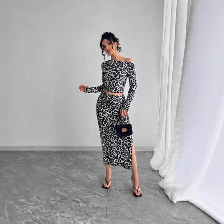 Dame Sportsligt Ensemble med asymmetrisk snit og Animal-Print Stilla