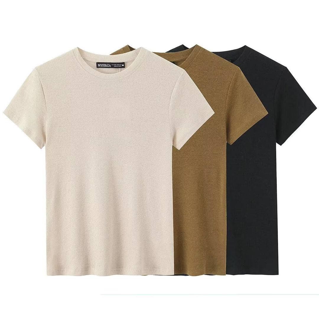 Dame fritids T-shirt lavet af økologisk certificeret bomuld med rund hals og komfortable pasform Skovae