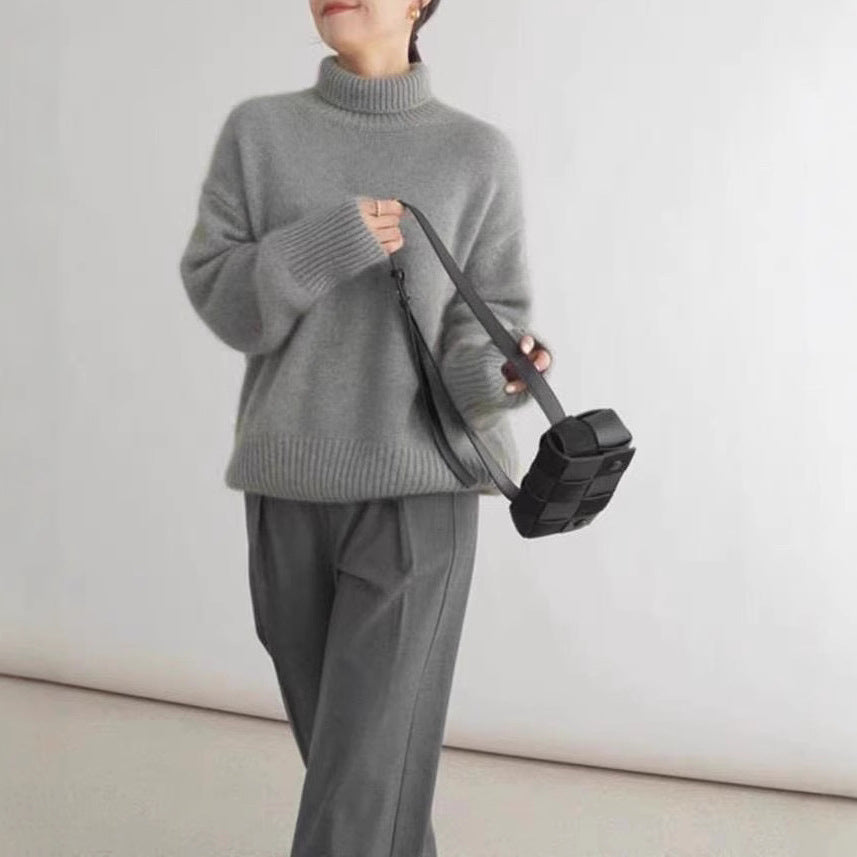 Dame designer turtleneck sweater lavet af høj kvalitet uld Stilla