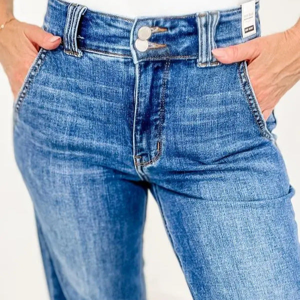 Dame Bredskårne jeans i vintagestil med høj talje og elegante syninger Stilla