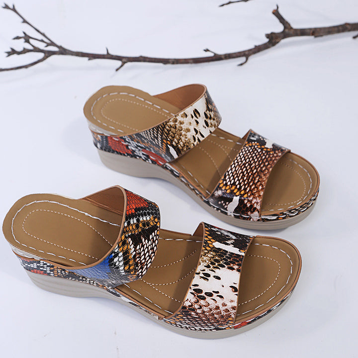 Dame Wedge-sandaler med blomsterdesign og polstret sål Stilla