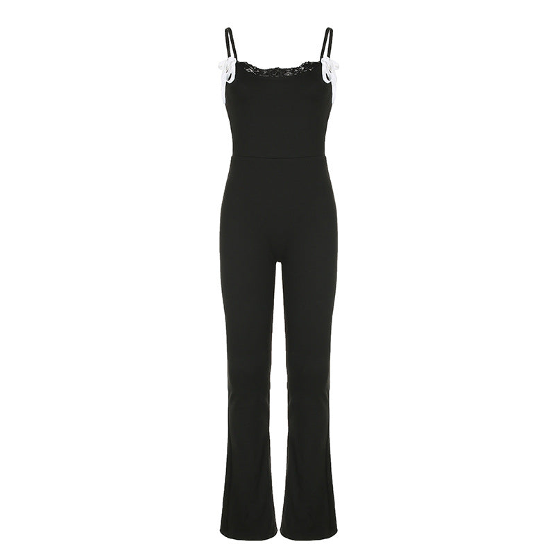 Dame jumpsuit med spids og justerbare stropper Skovae