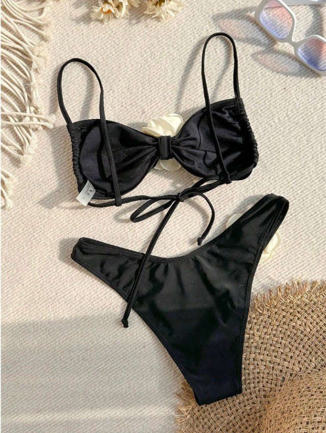 Dame bikini sæt med legesyge blomsterapplikation Skovae