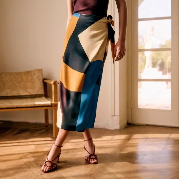 Dame Midi-nederdel med originalt geometrisk design og asymmetrisk taljesnor Stilla