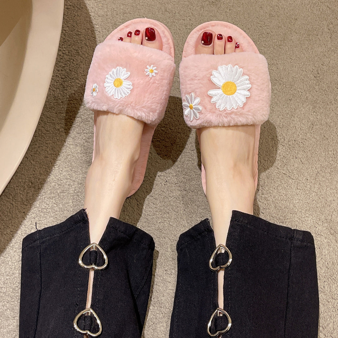 Dame Fuzzy Pantofler med blomsterapplikationer og komfortabelt fodseng Stilla