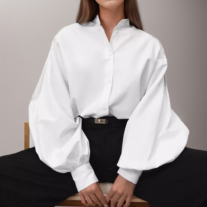 Dame Oversized Skjorte med voluminøse ærmer og moderne krave Stilla