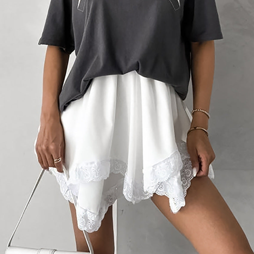 Damesshorts med elegant lace og moderne snit Stilla