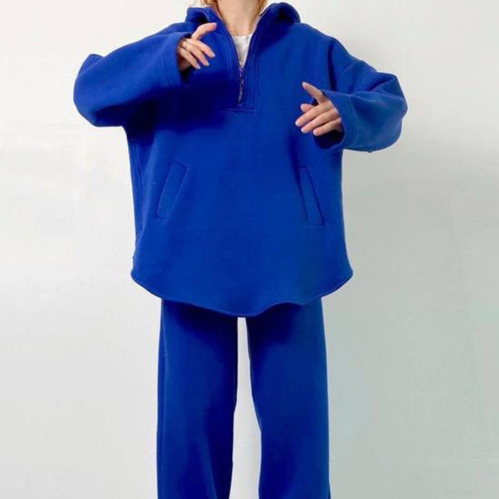 Kvindernes komfortable fleece sæt med kort lynlås og store lommer Skovae