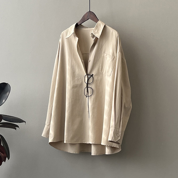 Dame afslappet linned bluse med åndbar pasform og praktisk brystlomme Stilla
