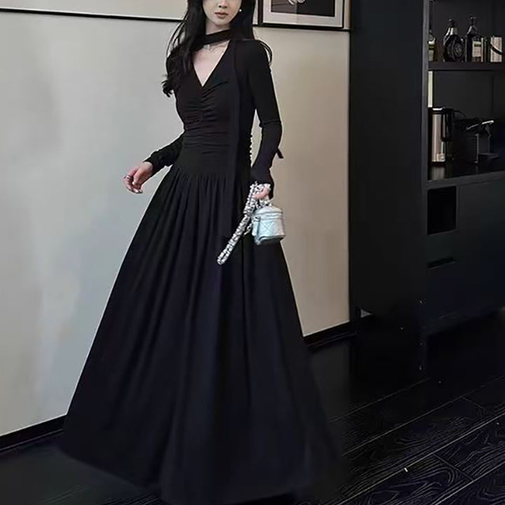 Dame elegant maxi kjole med sofistikeret V-udskæring og lange ærmer