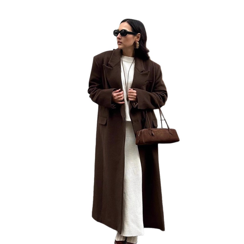 Dame stor størrelse lang blazer med lommer og klassisk snit Stilla